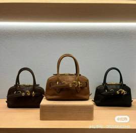 Picture of Miu Miu Handbags _SKUfw204236599fw